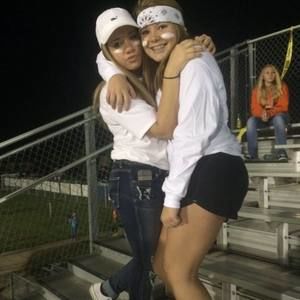 Meet your Posher, Karlie