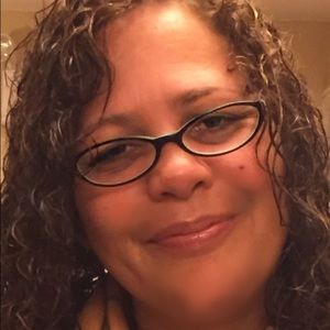 Meet your Posher, Nina