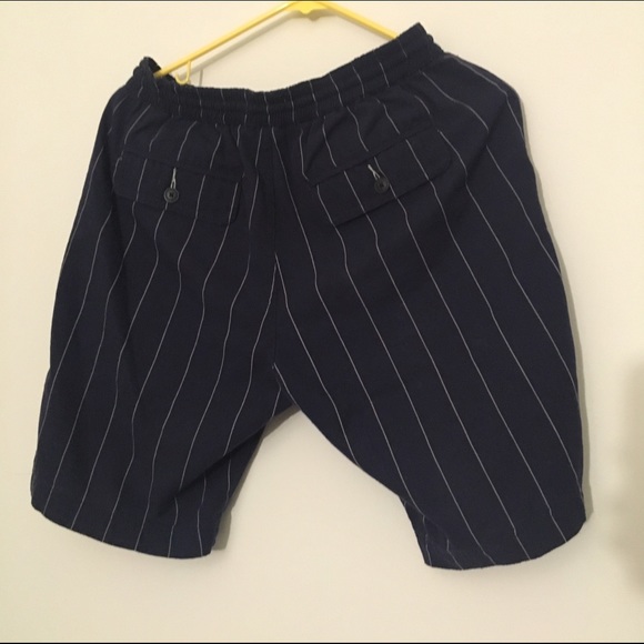Men's short - Picture 2 of 2