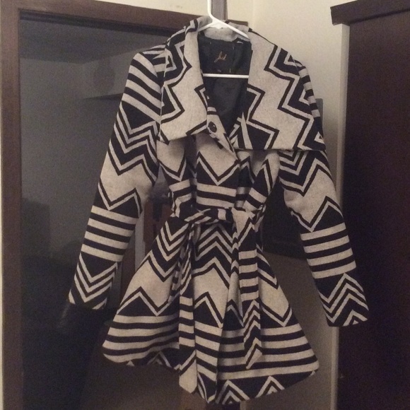 Large, Grey/Black Peacoat.