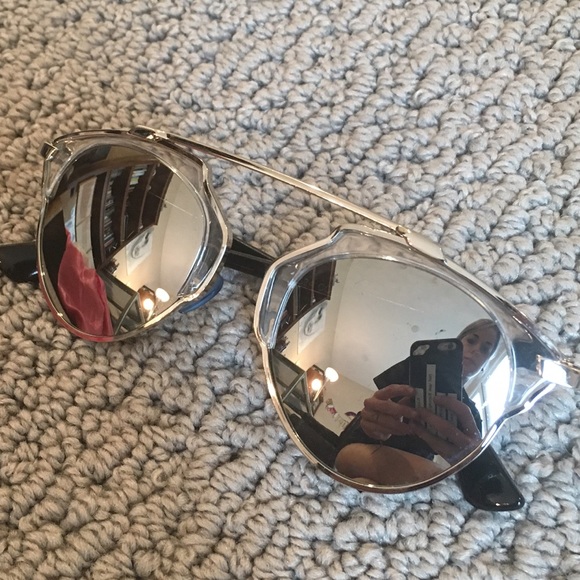 Metal Kardashian Style Sunglasses