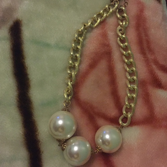 Pearl - Picture 2 of 2
