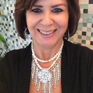 Meet your Posher, Marilyn