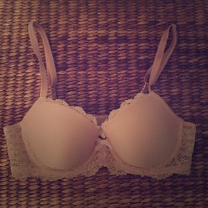 Victoria's Secret Demi Bra