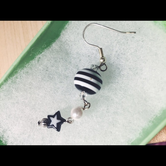 Star Drop Earrings - Picture 2 of 2