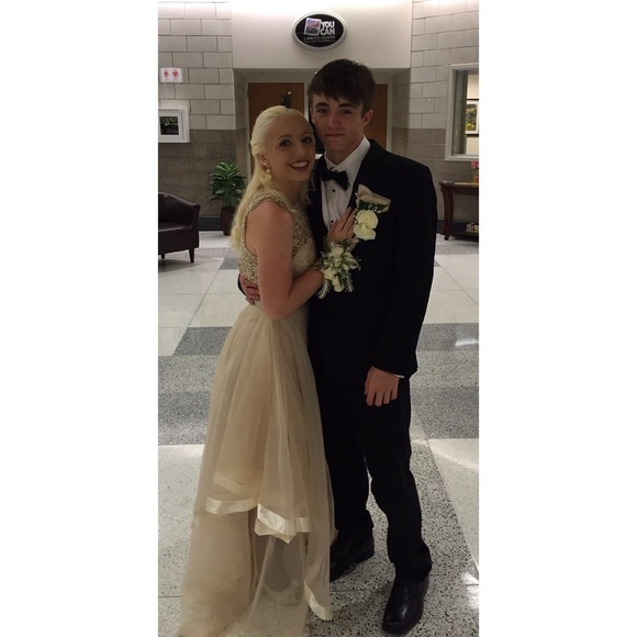 champagne Jovani prom dress - Picture 2 of 4