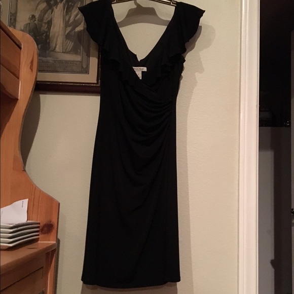 Black dress from White House back market