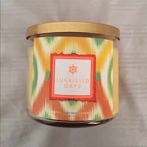 Bath & Body Works Candle
