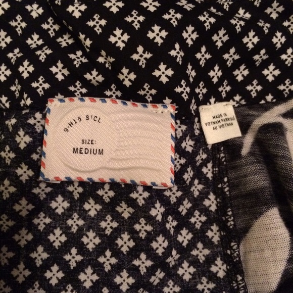 Anthropologie black and white floral tunic - Picture 3 of 3