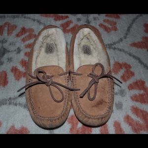 UGG Dakota in Chesnut