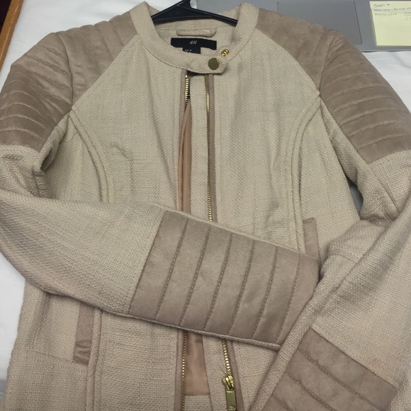 H&M tan bomber jacket - Picture 2 of 4