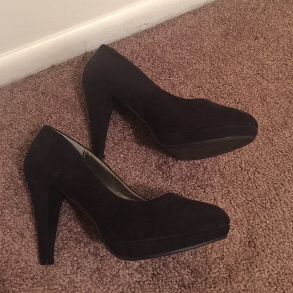 Heles - Picture 2 of 2