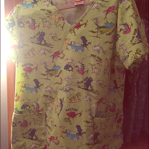 Size Large cat in the hat scrub top