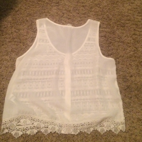 Cream tank top - Picture 2 of 3