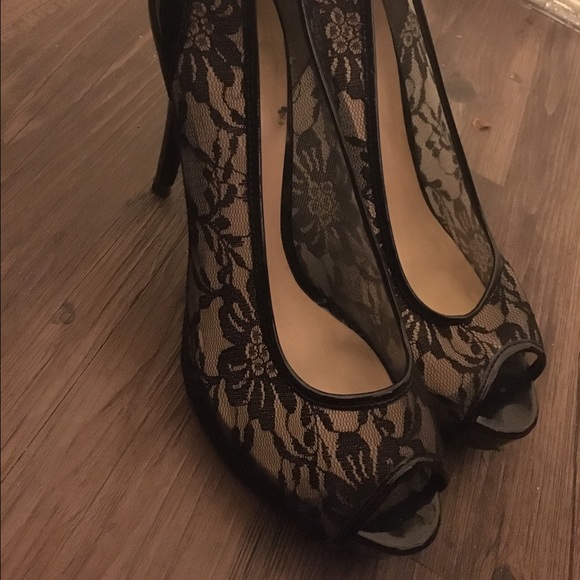 Sexy Guess Black Lace heels