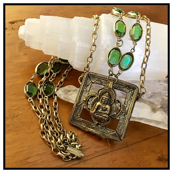 Vintage Jewelry - Vintage Artisan Meditating Buddah Necklace
