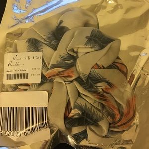 Big size hair tie with silk