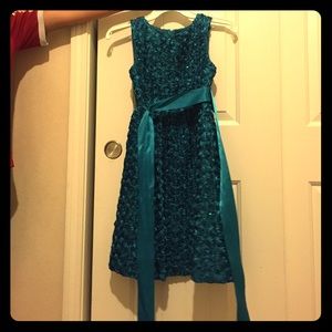 ⛔️SOLD⛔️Girls dress size 10