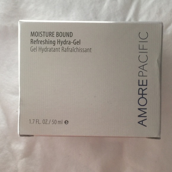 Amore Pacific Moisture Bound