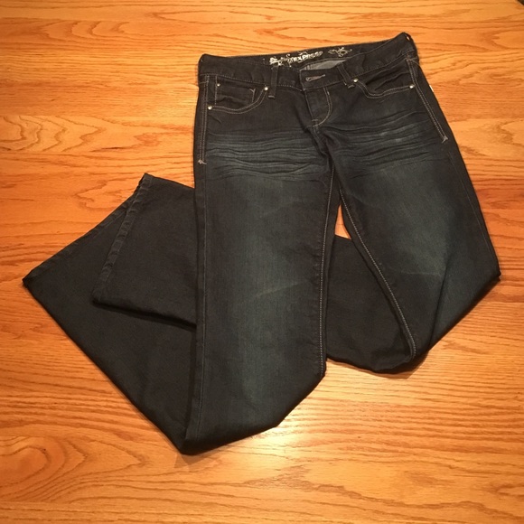 Express blue jeans