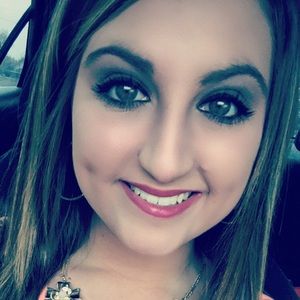 Meet your Posher, Kara