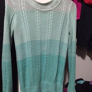 Blue ombré knitted sweater
