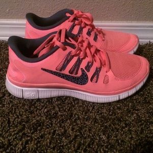 Nike free runs 5.0