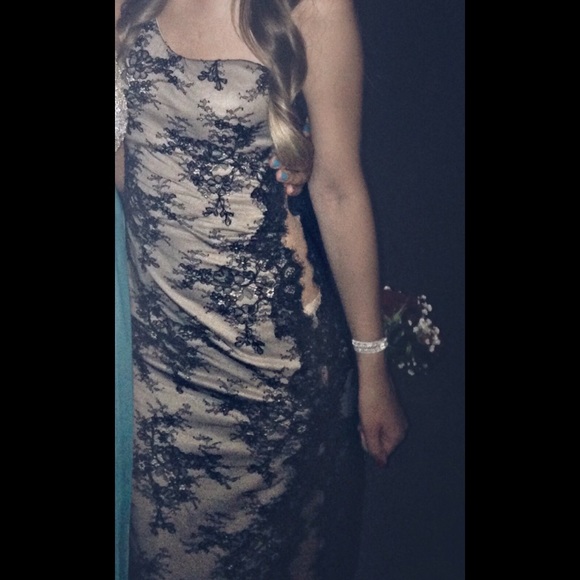 Prom Dress - Picture 3 of 4