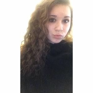 Meet your Posher, Karina