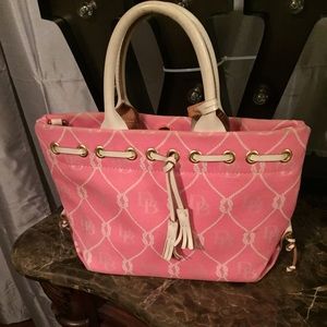 Dooney and bourke pink handbag