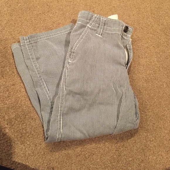 Old navy boys seersucker pants worn 1x - Picture 2 of 3