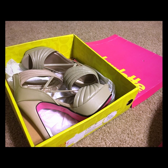Charlotte Russe heels