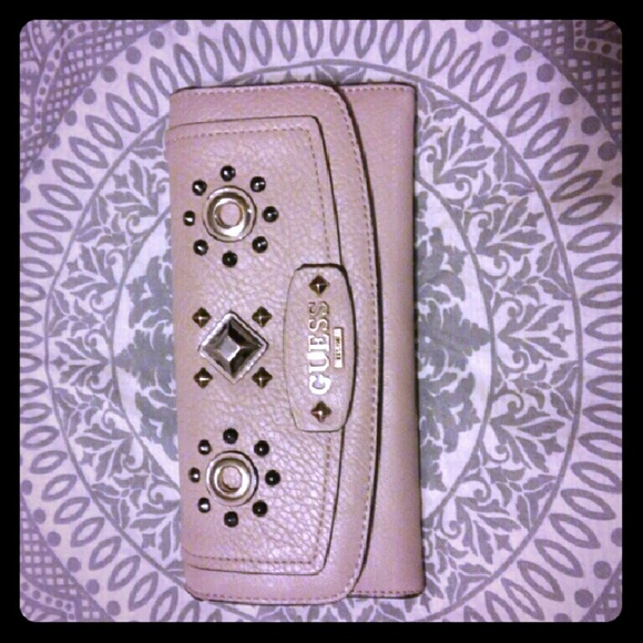 Tan/Cream Guess wallet