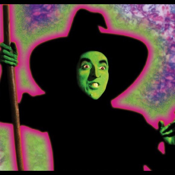 Meet your Posher, Em