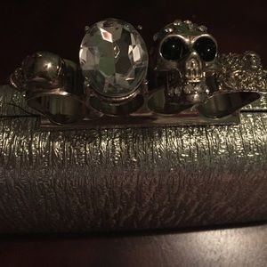 Beautiful knuckle box clutch