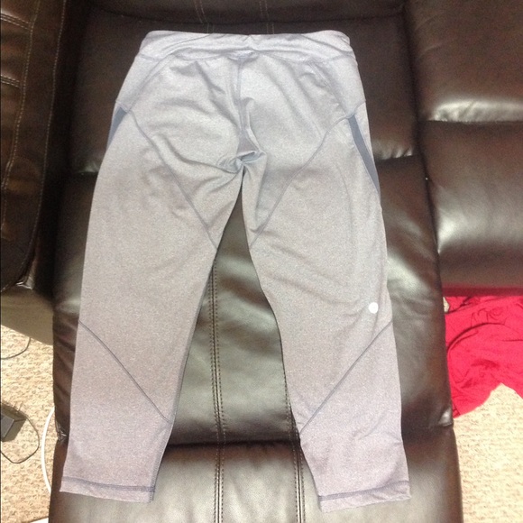 90 Degree by Reflex workout Capri length leggings