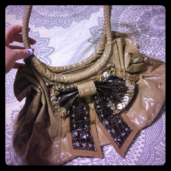Bow purse