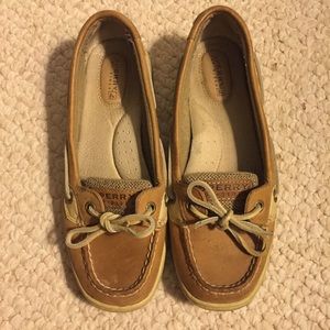 Low Cut Sperry Boat Shoes