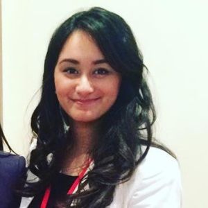 Meet your Posher, Hira