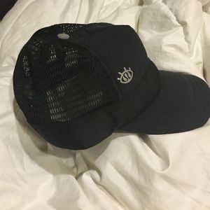 Lululemon hat