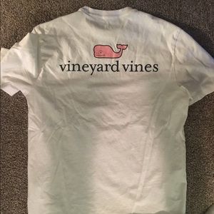 Vineyard vines tshirt
