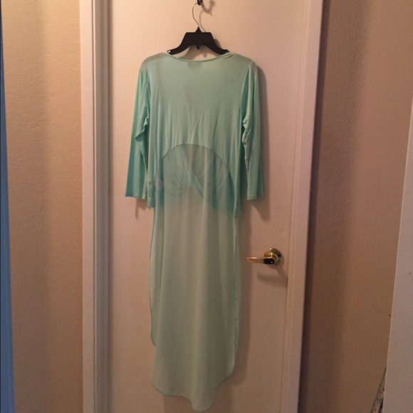 Bebe high low sheer back crop top - Picture 3 of 4