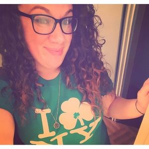 Meet your Posher, Deanna