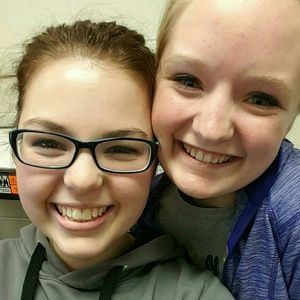 Meet your Posher, Anna