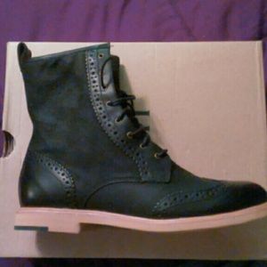 Ugg boots Kioni cute black lace-up boots