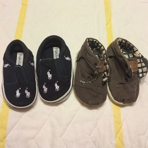 Bundle of shoes T3 and T4. Baby boy