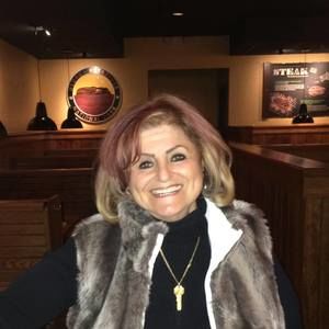 Meet your Posher, Mae