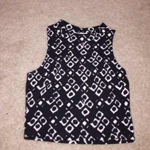 High neck black & white patterned top