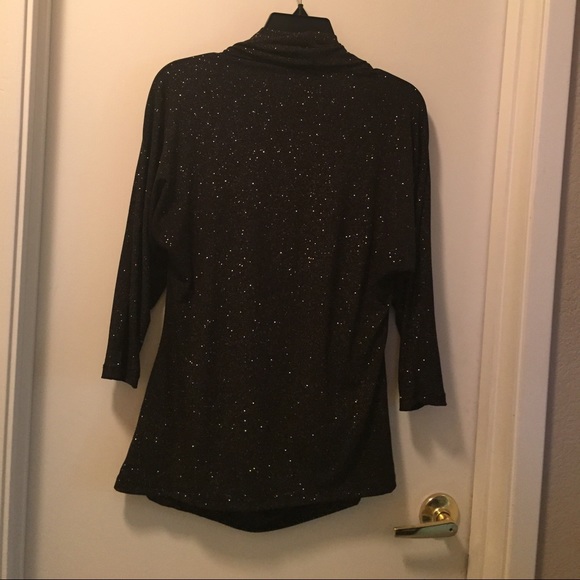 Black and gold glitter top - Picture 3 of 3