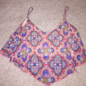 Flowy colorful crop
